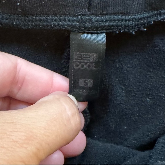 Women’s 32 Degrees black athletic pull on drawstring shorts Small - Picture 3 of 4